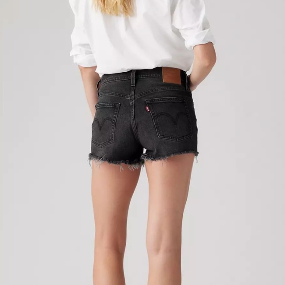 Levi's 501® Original Fit High Rise Shorts - Picture 2 of 4
